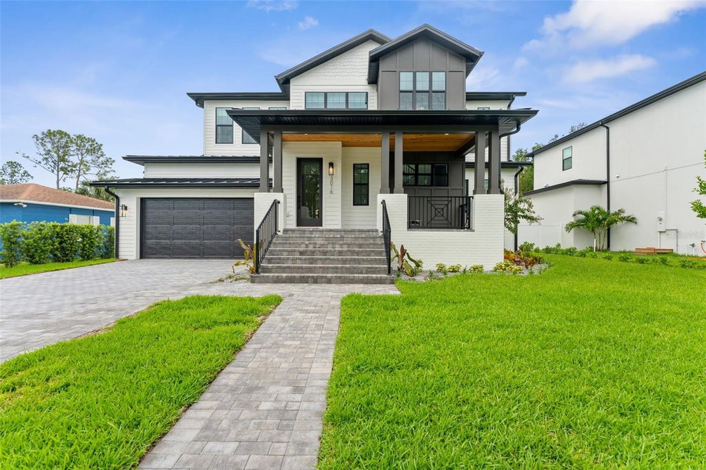 Photo of 3016 W Helen Avenue, Tampa, FL 33611 (MLS # J1003555)