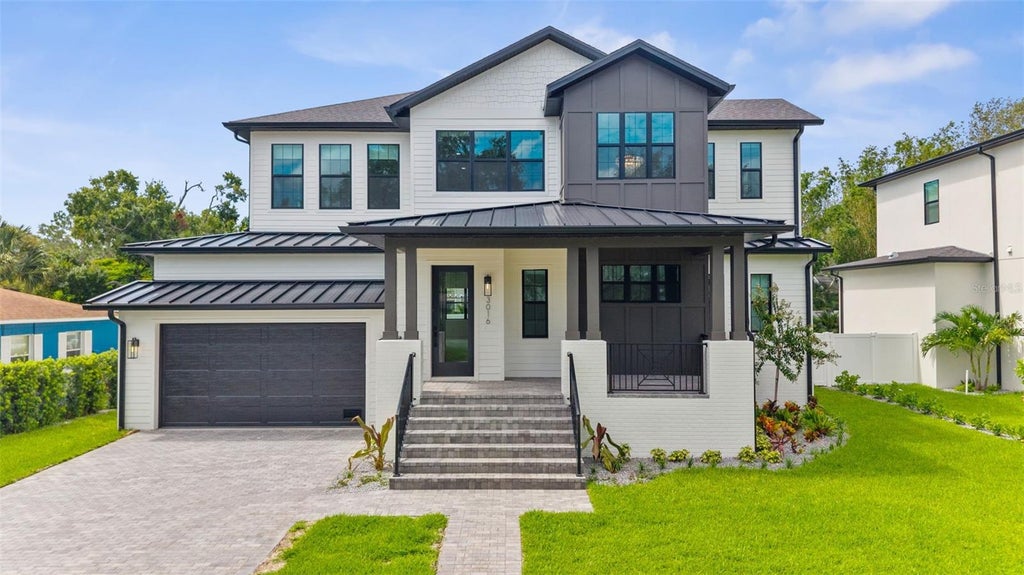 Photo of 3016 W Helen Avenue, Tampa, FL 33611 (MLS # J1003555)