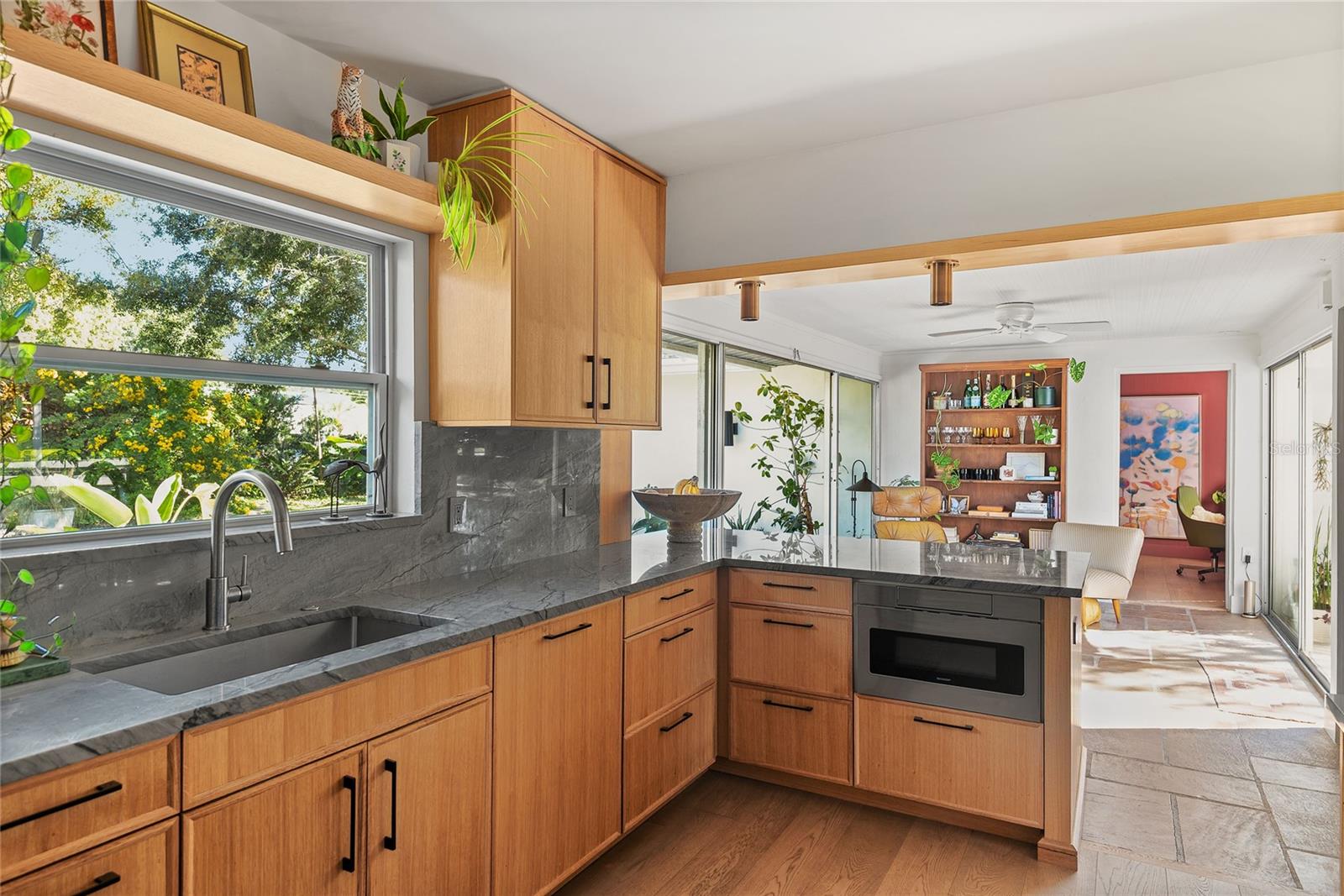 SILVER LAKE PARK - Residential