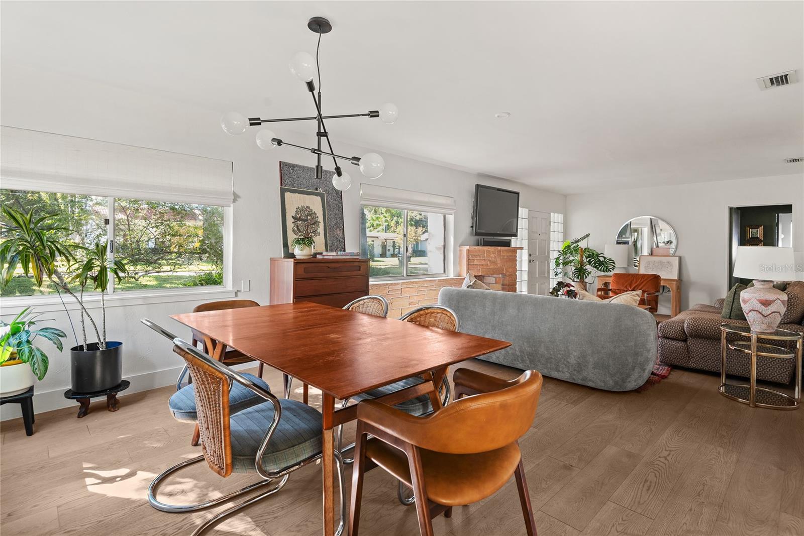 SILVER LAKE PARK - Residential