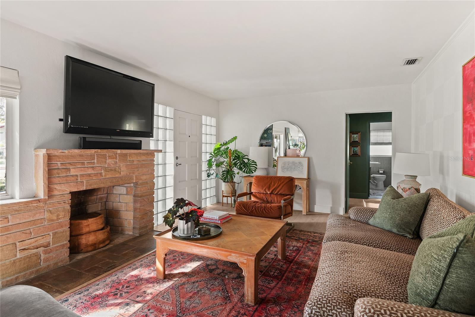 SILVER LAKE PARK - Residential