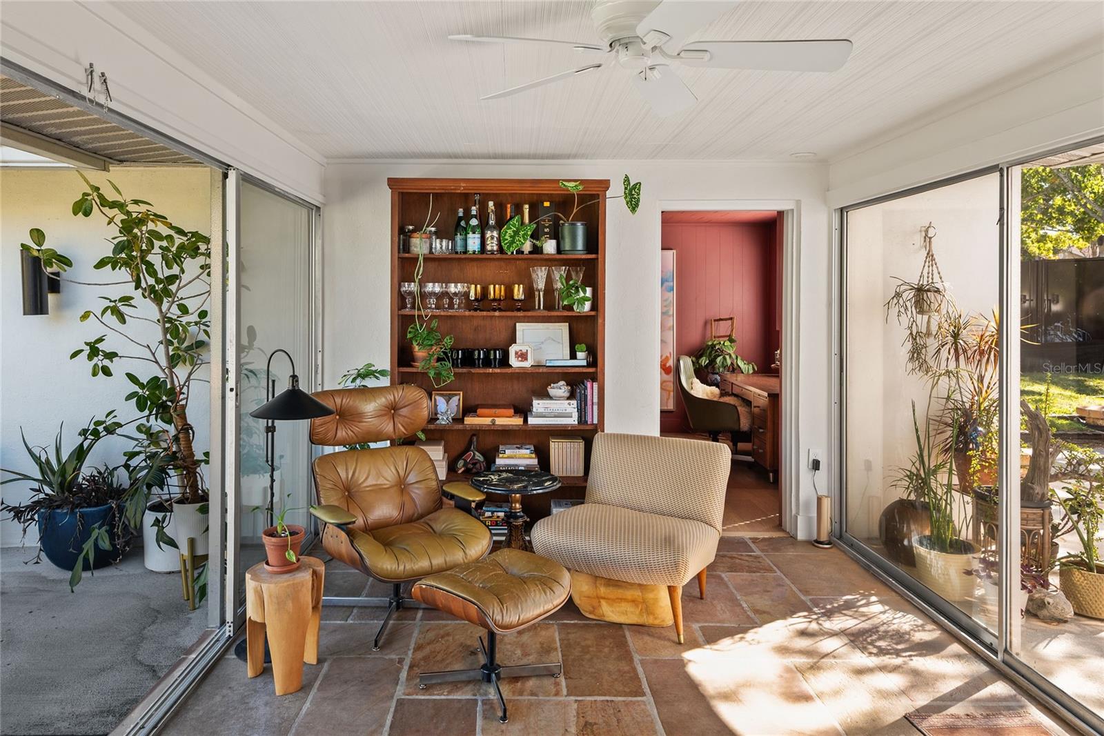 SILVER LAKE PARK - Residential