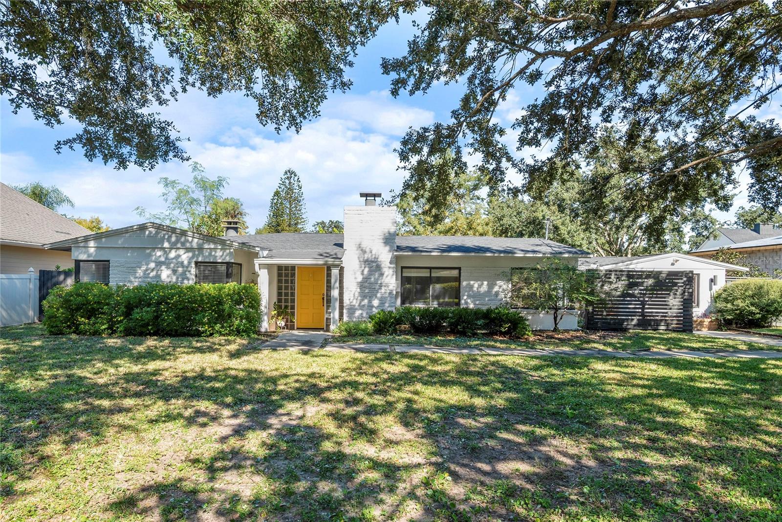 SILVER LAKE PARK - Residential