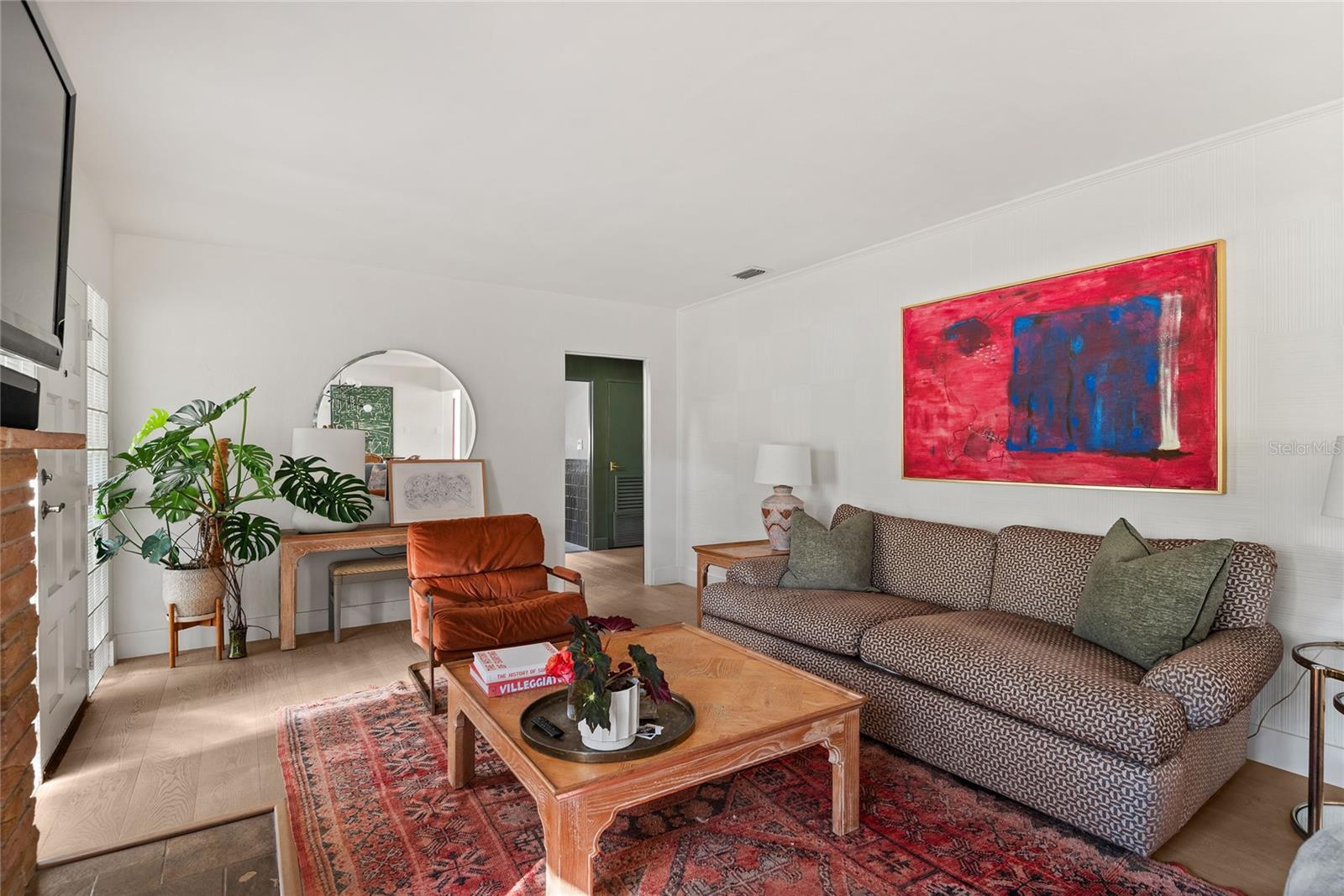 825 W WINTER PARK STREET