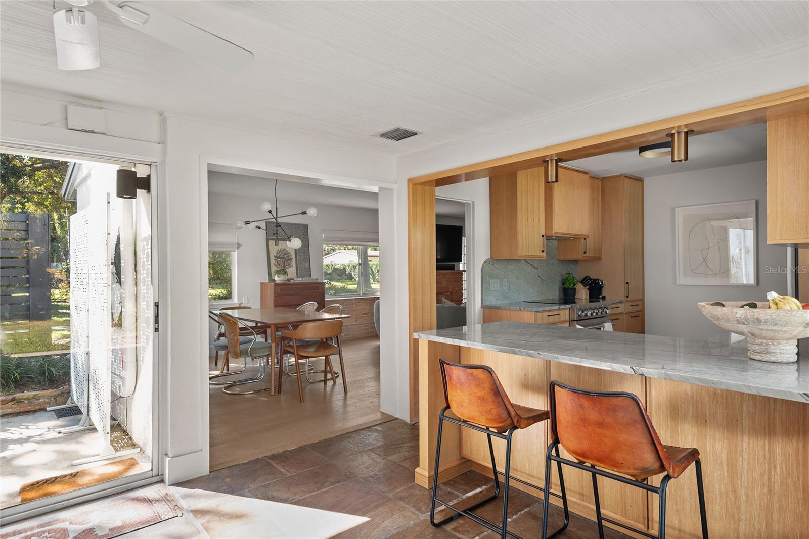 SILVER LAKE PARK - Residential