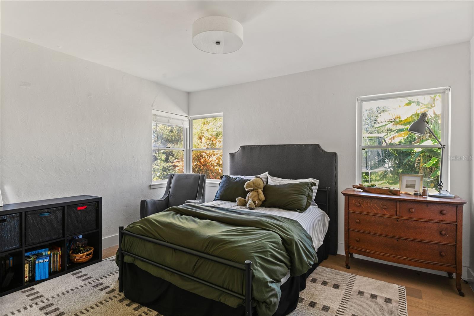 SILVER LAKE PARK - Residential