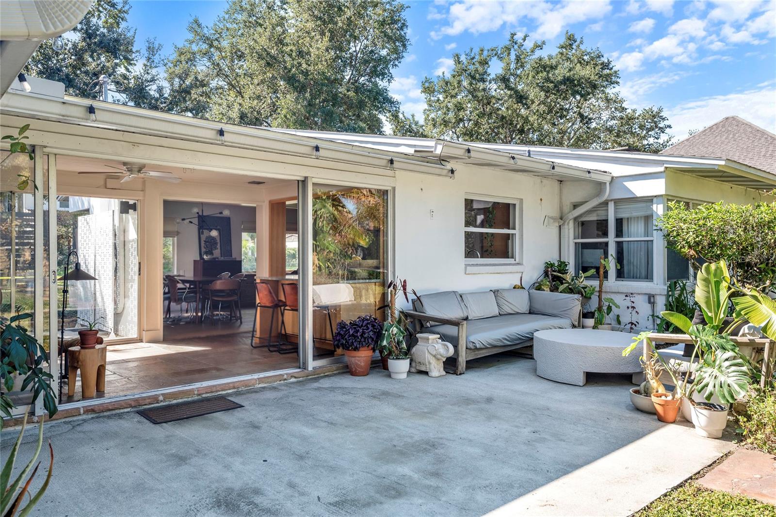 SILVER LAKE PARK - Residential