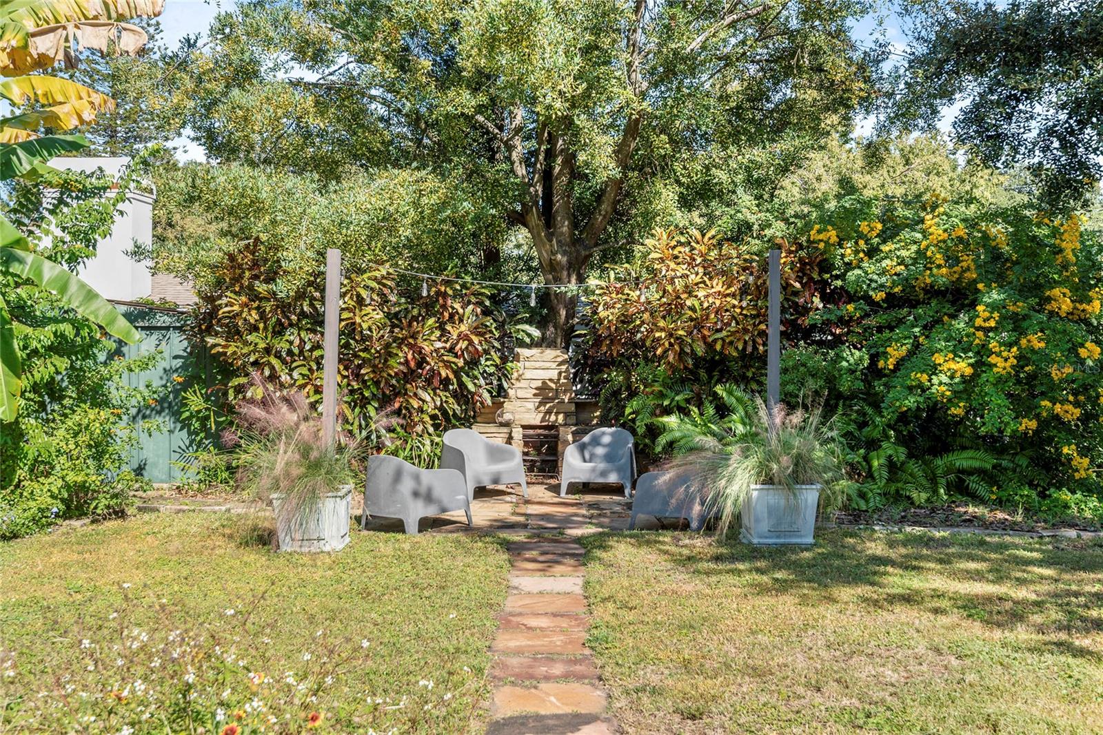 SILVER LAKE PARK - Residential