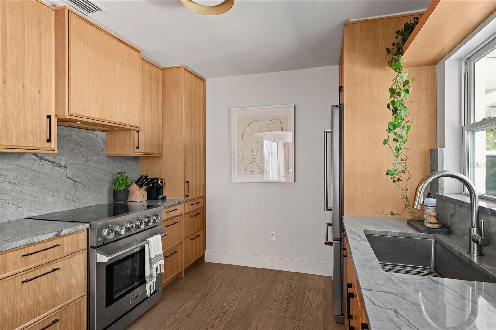 SILVER LAKE PARK - Residential