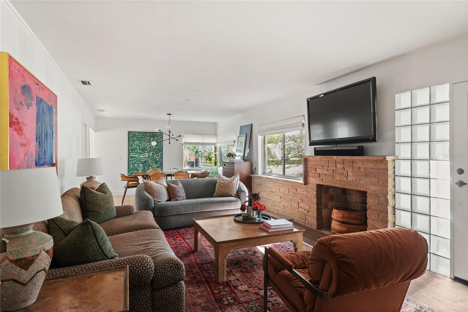 SILVER LAKE PARK - Residential