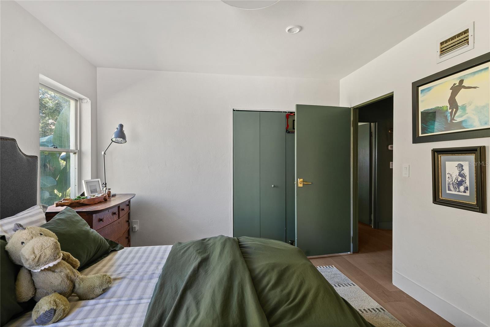 SILVER LAKE PARK - Residential