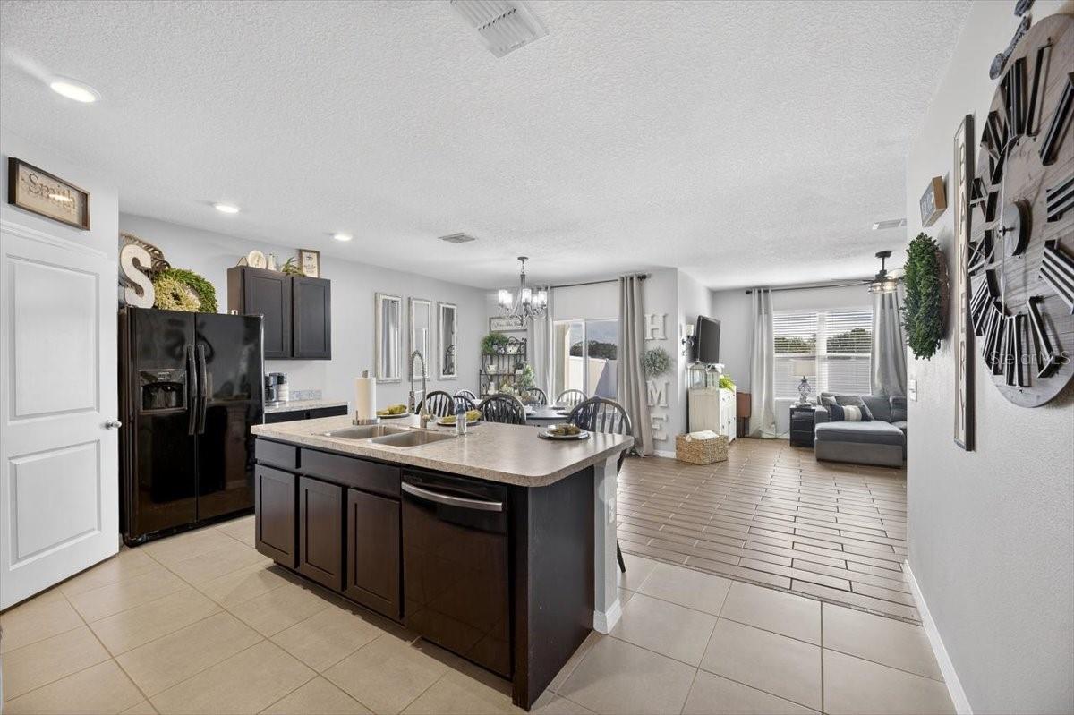 3246 S NORTHVIEW ROAD