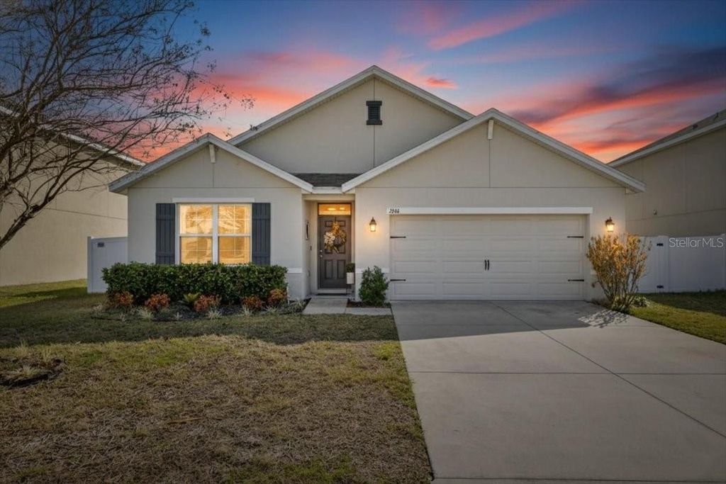 Photo of 3246 S Northview Road, Plant City, FL 33566 (MLS # TB8478597)