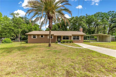 Photo of 1421 NE 23rd Street, Ocala, FL 34470 (MLS # OM724717)