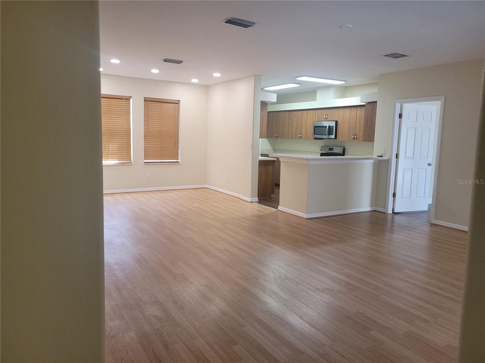 CYPRESS PARK OF TARPON SPGS - Residential