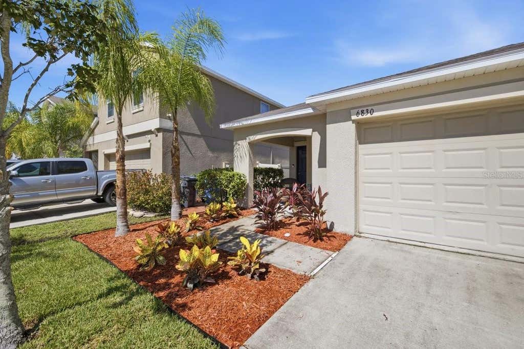 Photo of 6830 Blue Moon Way, Sun City Center, FL 33573 (MLS # TB8534692)