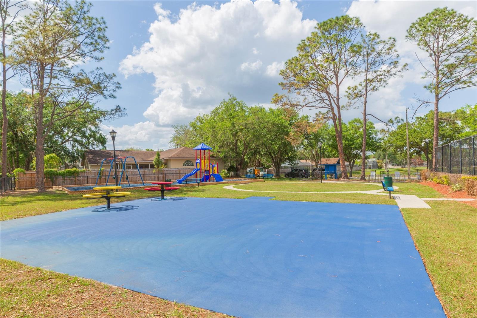 CROSS CREEK UNIT 1 - Residential