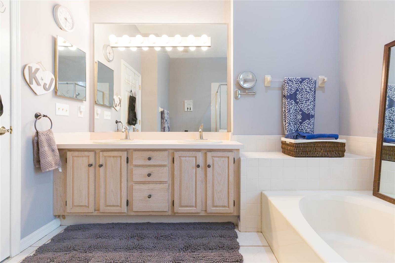 CROSS CREEK UNIT 1 - Residential