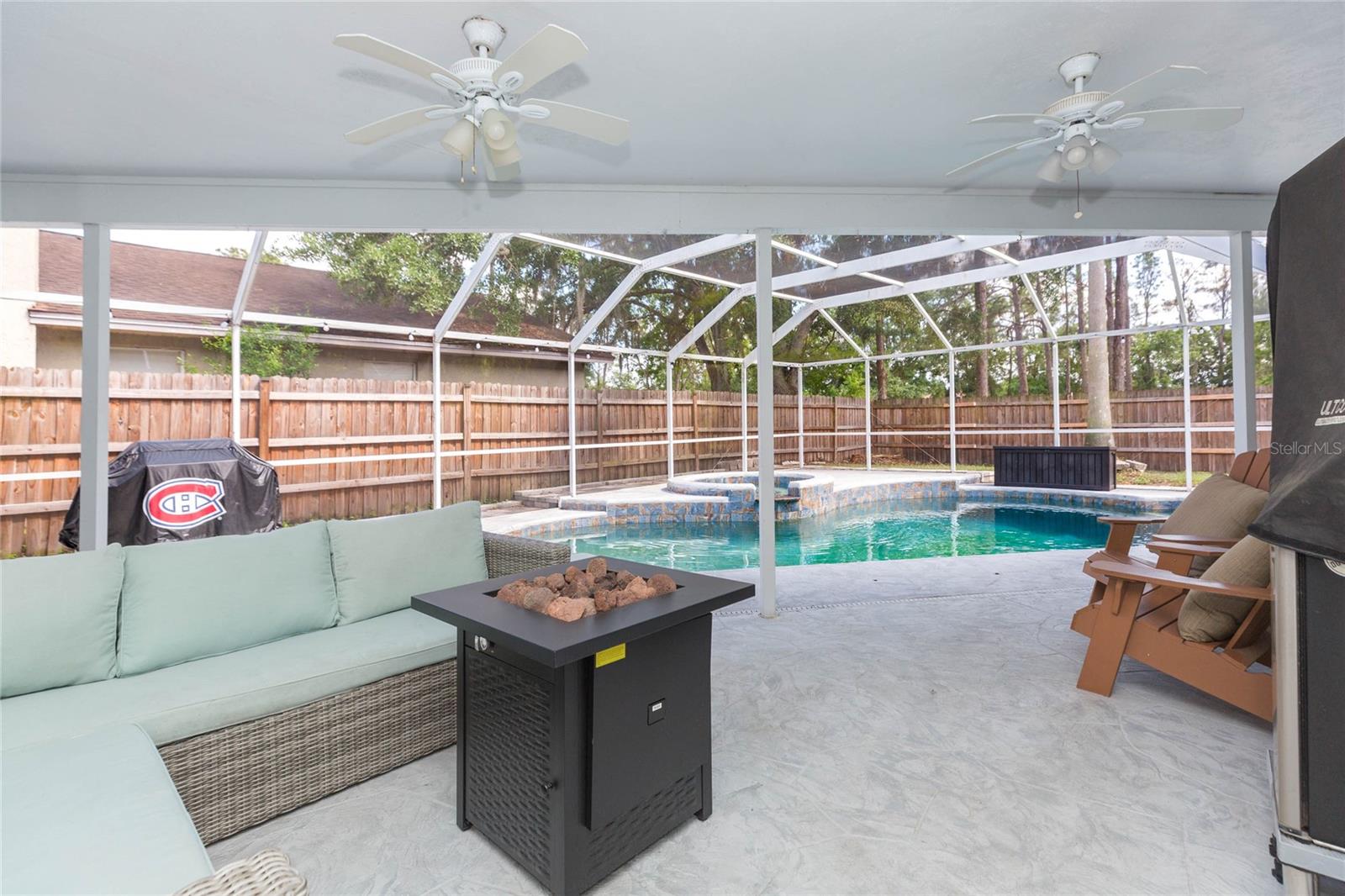 CROSS CREEK UNIT 1 - Residential