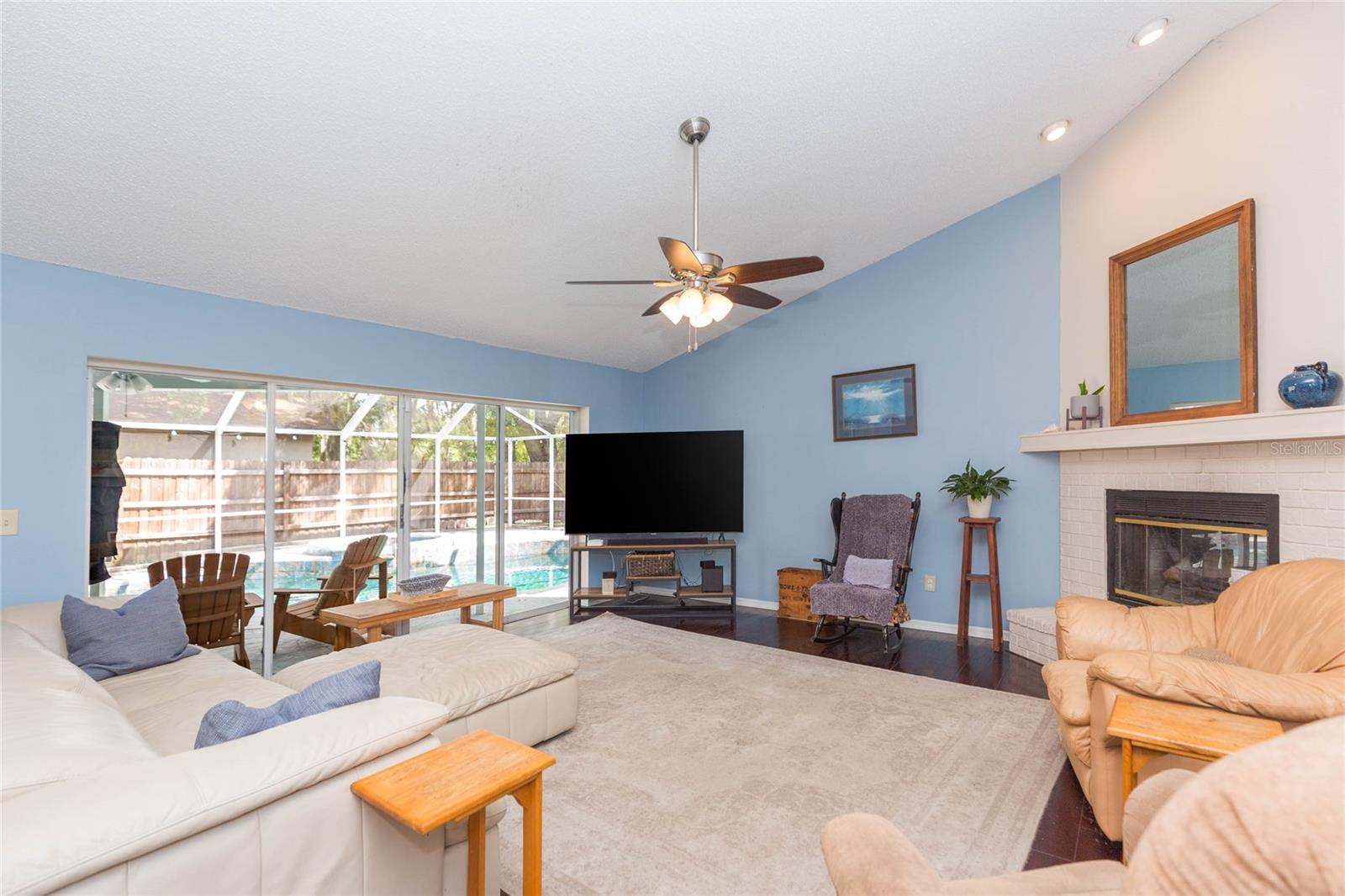 CROSS CREEK UNIT 1 - Residential