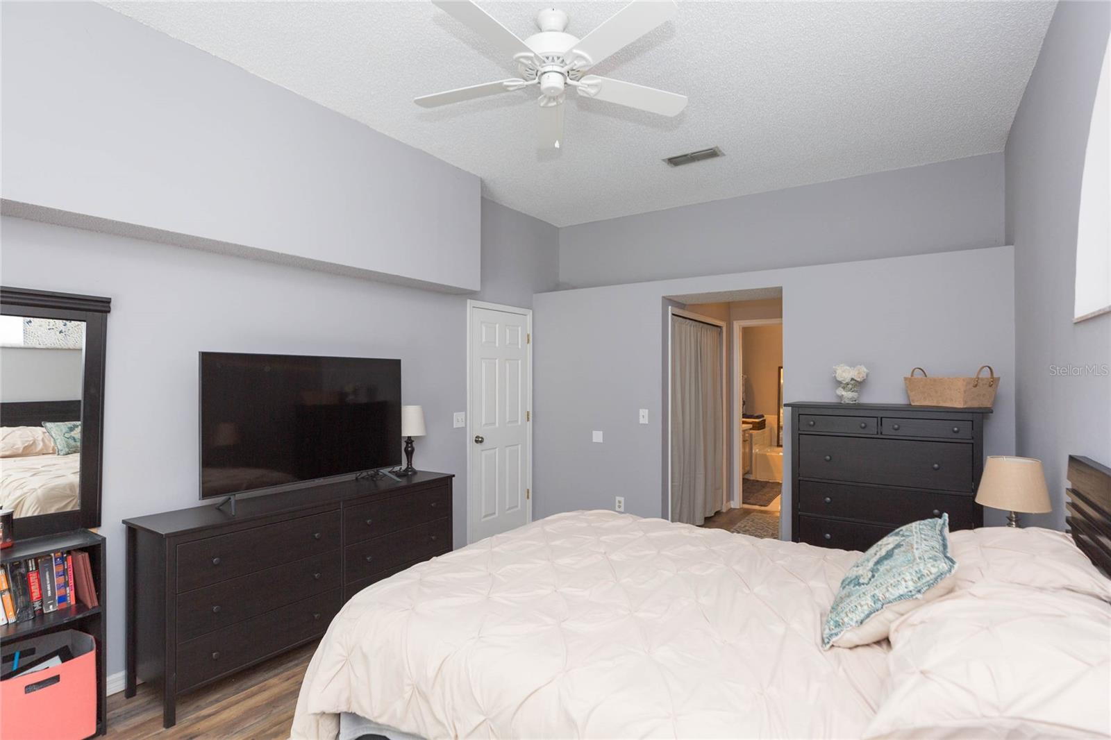 CROSS CREEK UNIT 1 - Residential