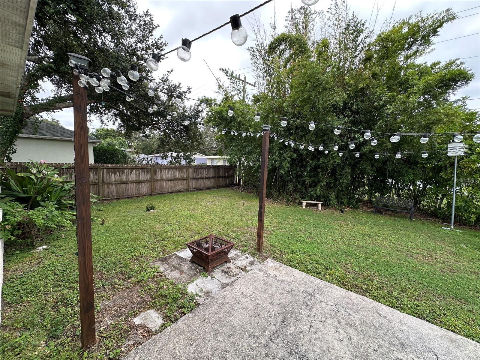 DE SOTO LAKES - Residential Lease