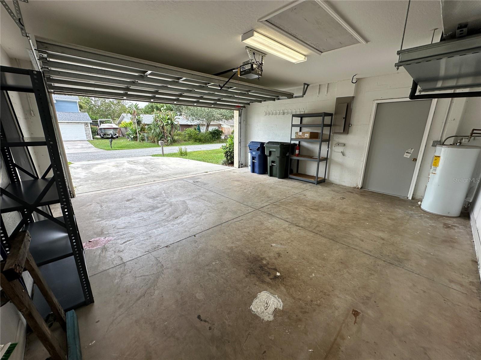 DE SOTO LAKES - Residential Lease