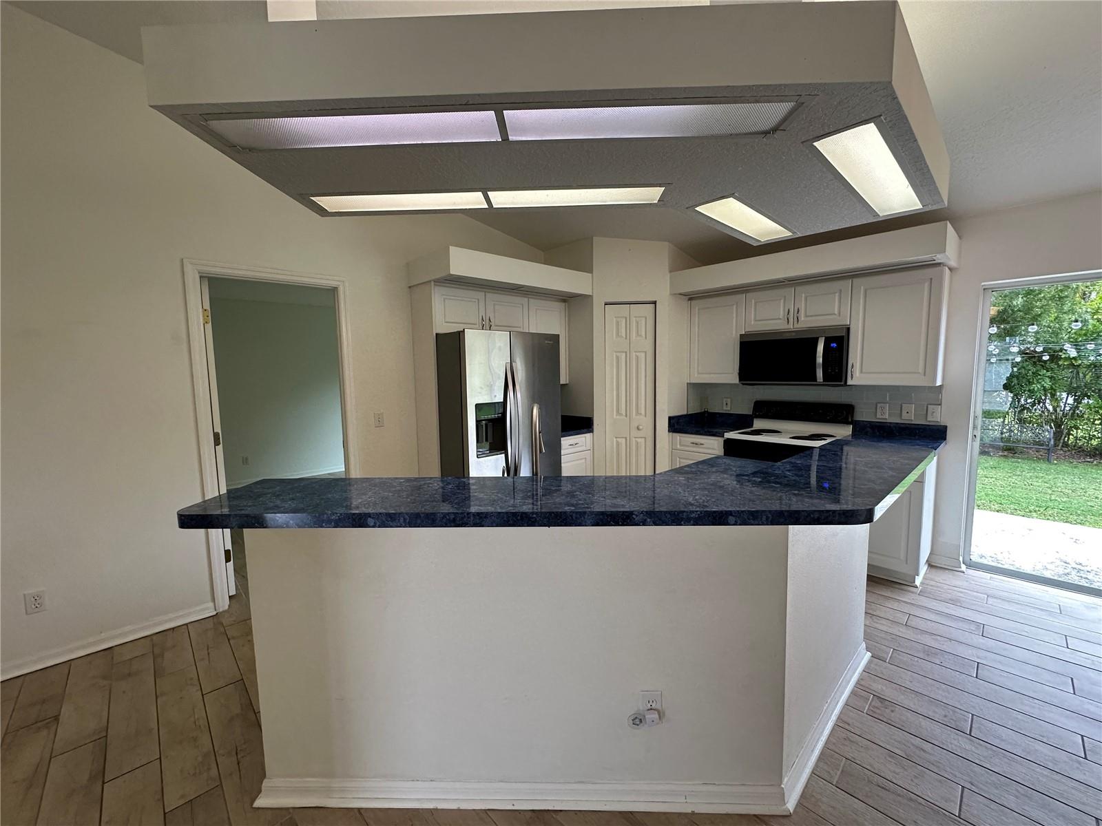 DE SOTO LAKES - Residential Lease