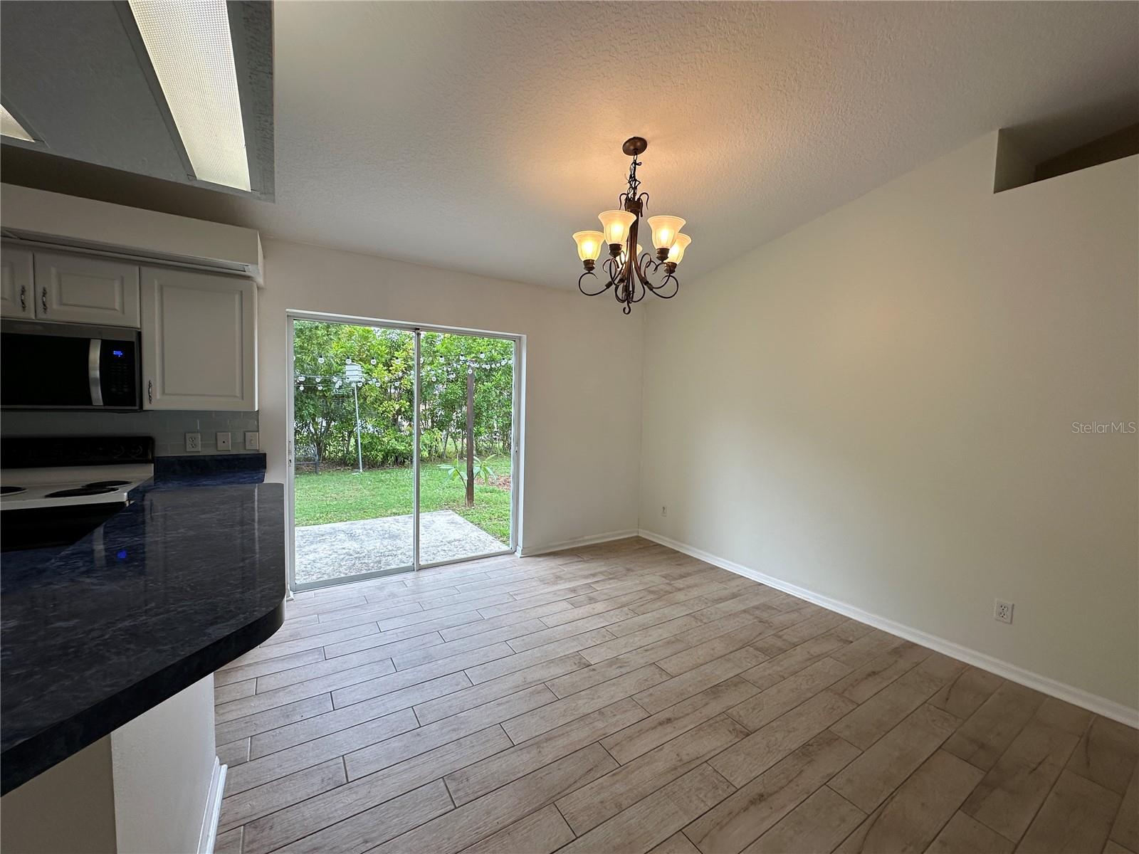 DE SOTO LAKES - Residential Lease