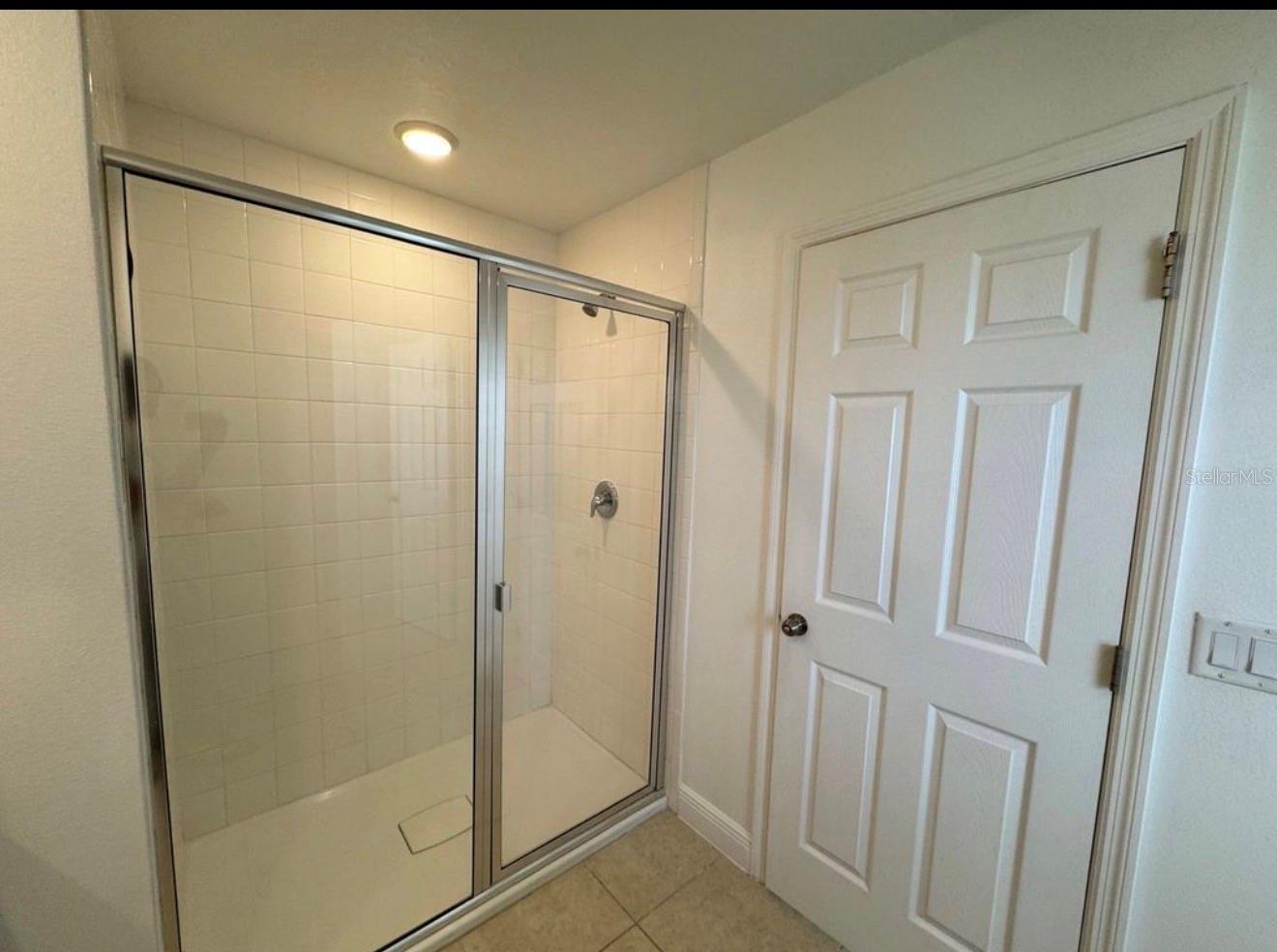 STARWOOD PH N-18 NORTH - Residential Lease