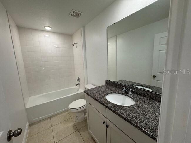 STARWOOD PH N-18 NORTH - Residential Lease