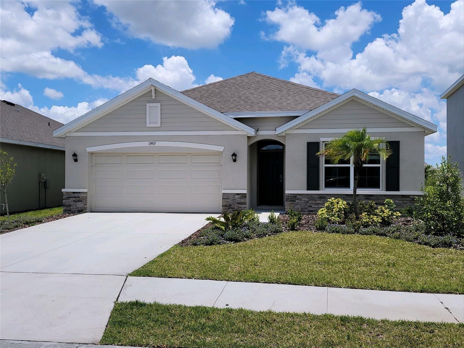 LAKEWOOD RANCH SOLERA - Residential Lease