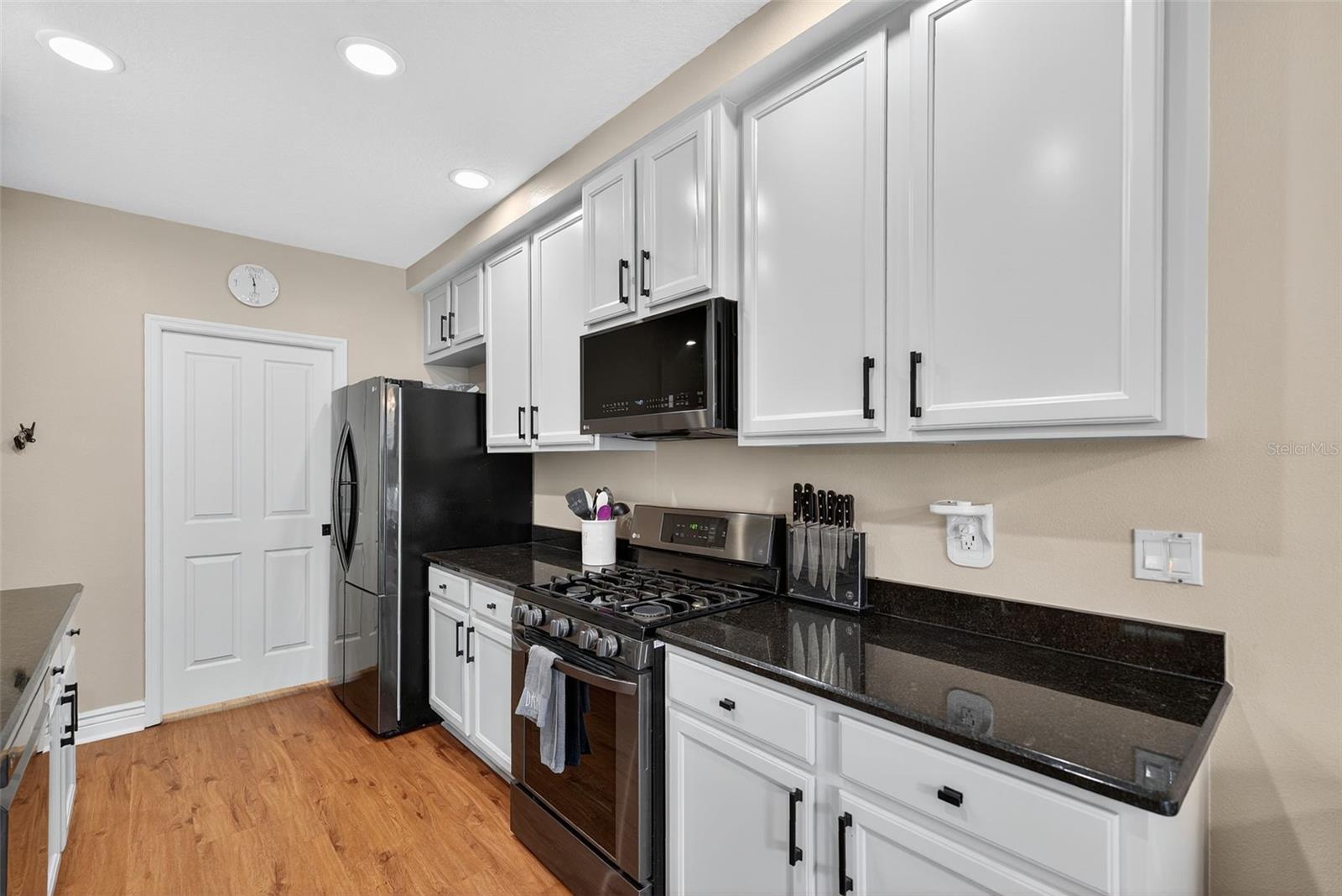 LONGLEAF NEIGHBORHOOD 03 - Residential Lease