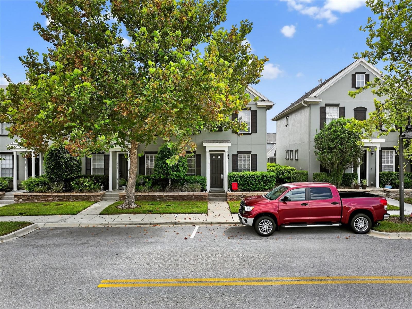 Welcome to Longleaf! This beautifully updated 3-bedroom, 2.5-bath home with a 2-car garage offers modern living in one of the area’s most sought-after communities. Built in 2007, the home features a spacious open floor plan with 10-foot ceilings, crown molding, and new luxury vinyl flooring throughout. The kitchen is equipped with granite countertops, 42-inch soft-close cabinets, a walk-in pantry, and a gas stove—rare in Florida homes.
Enjoy the dedicated dining room, bright living area, and screened-in patio with vaulted ceilings for year-round outdoor living. The primary suite includes a walk-in closet and an en-suite bath with dual sinks and walk-in shower. Two additional bedrooms share a full bath upstairs. Laundry is conveniently located inside, and major systems have been recently updated, including a new A/C and water heater (2023).
The Longleaf community offers resort-style amenities including a clubhouse, heated lap pool, spa, tennis and basketball courts, soccer field, playgrounds, volleyball court, walking trails, and more. Located near Starkey Market, top-rated schools, shopping, dining, and just 30 minutes to Tampa.
