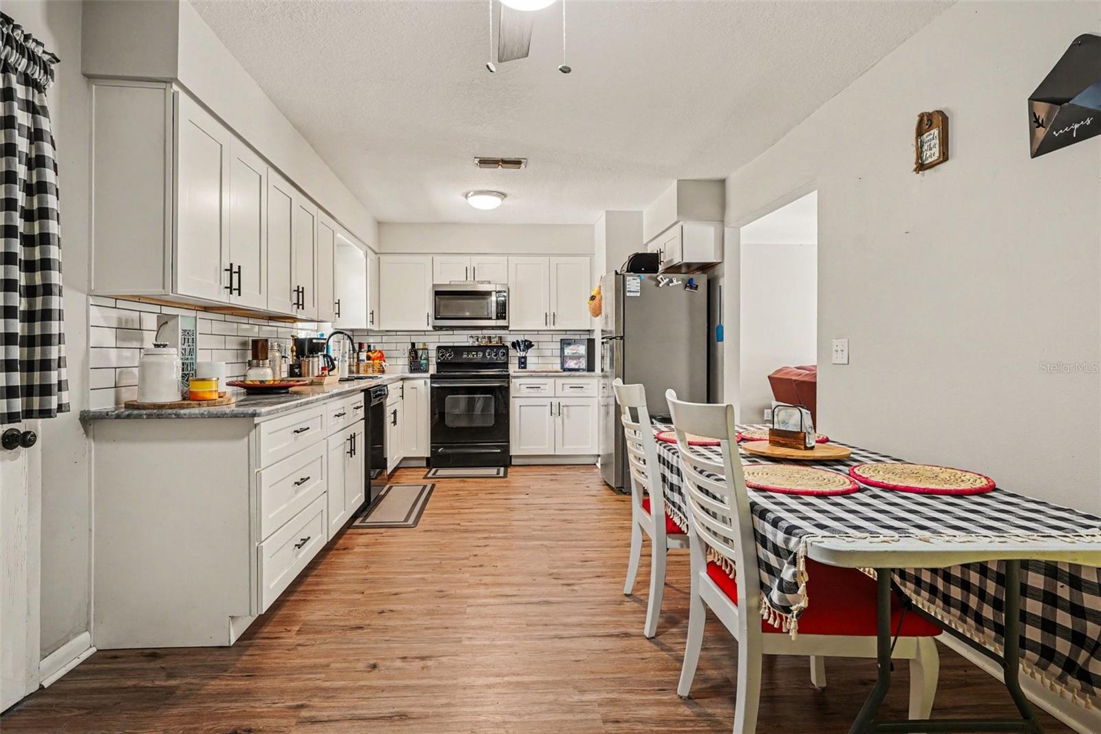 ORANGEWOOD VILLAGE UNIT NO 3 - Residential