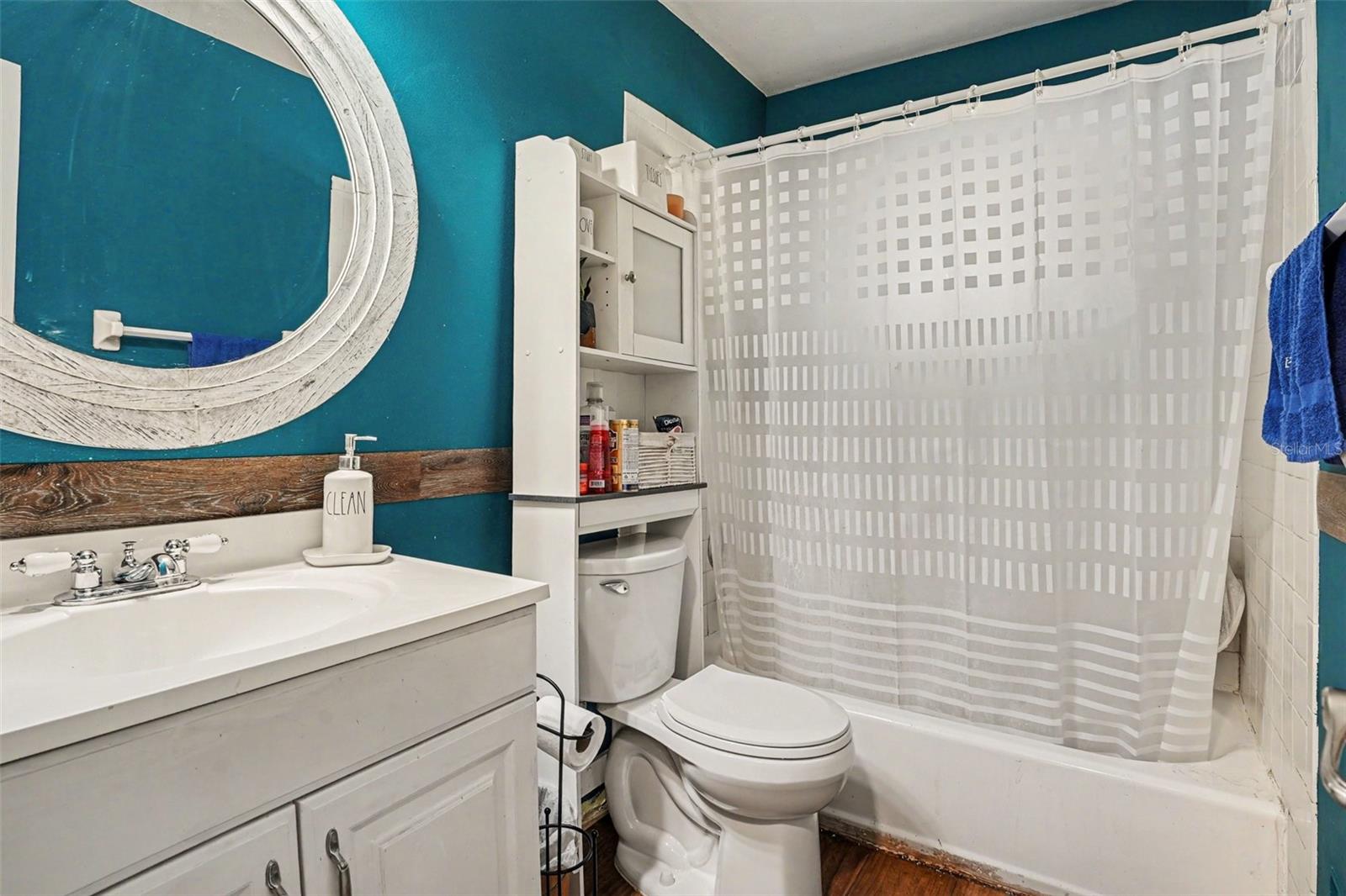 ORANGEWOOD VILLAGE UNIT NO 3 - Residential