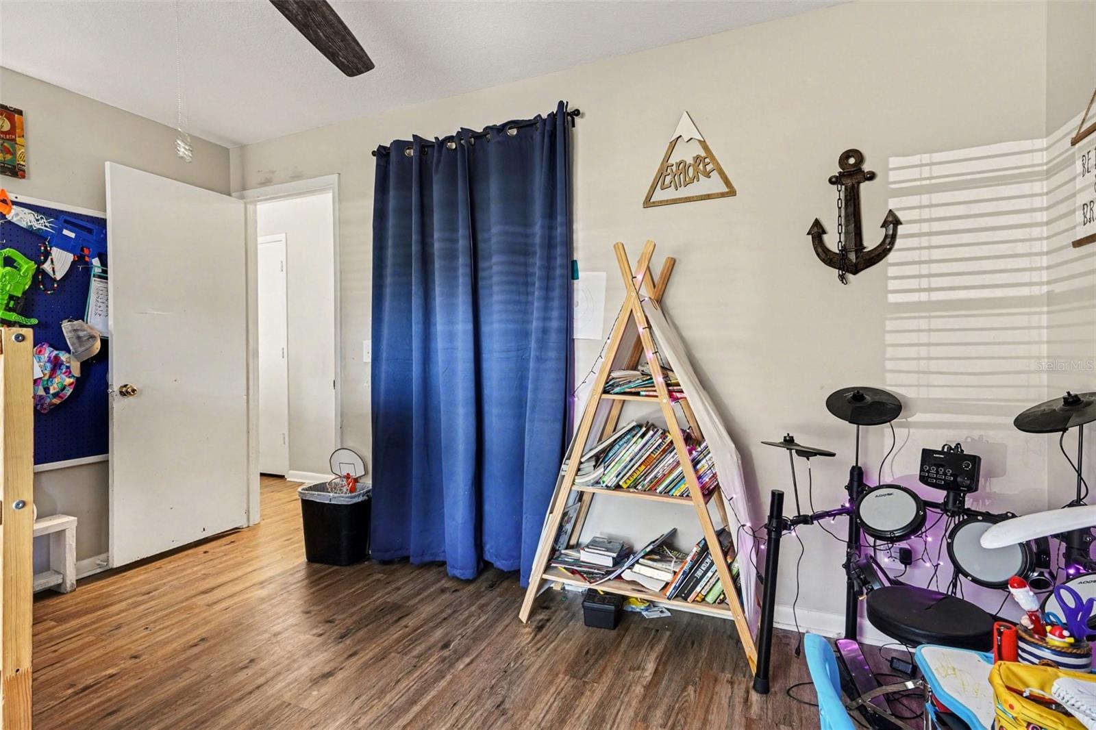 ORANGEWOOD VILLAGE UNIT NO 3 - Residential