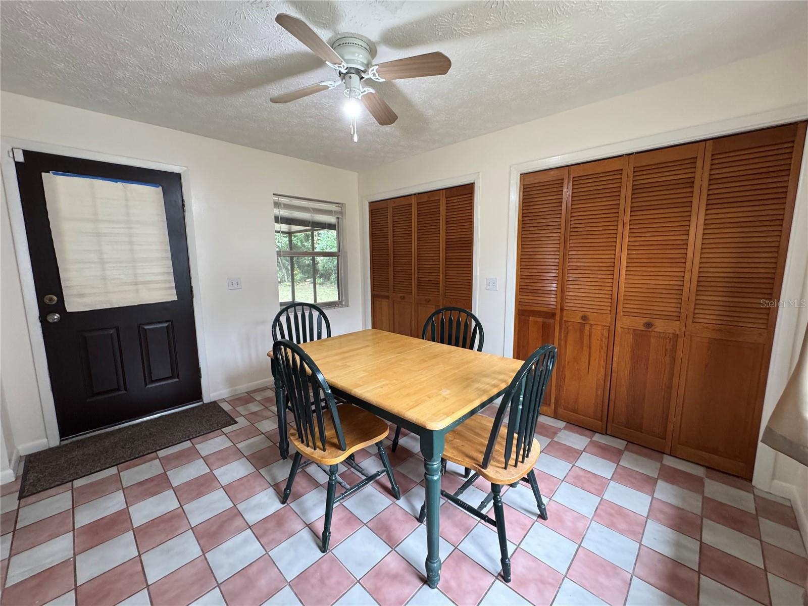 BRADYS UNREC SUB - Residential