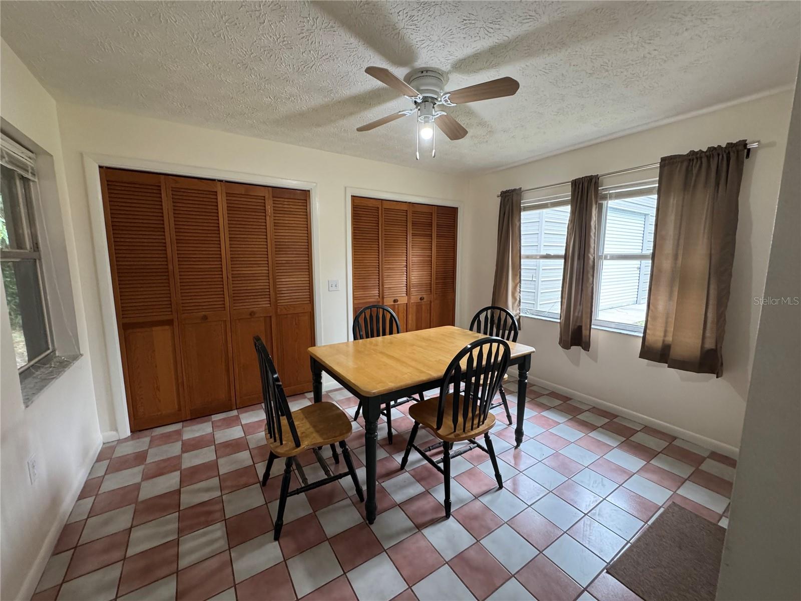 BRADYS UNREC SUB - Residential