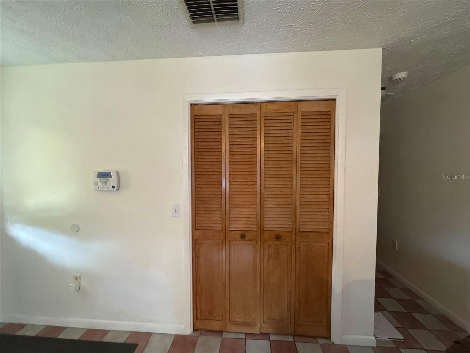 BRADYS UNREC SUB - Residential