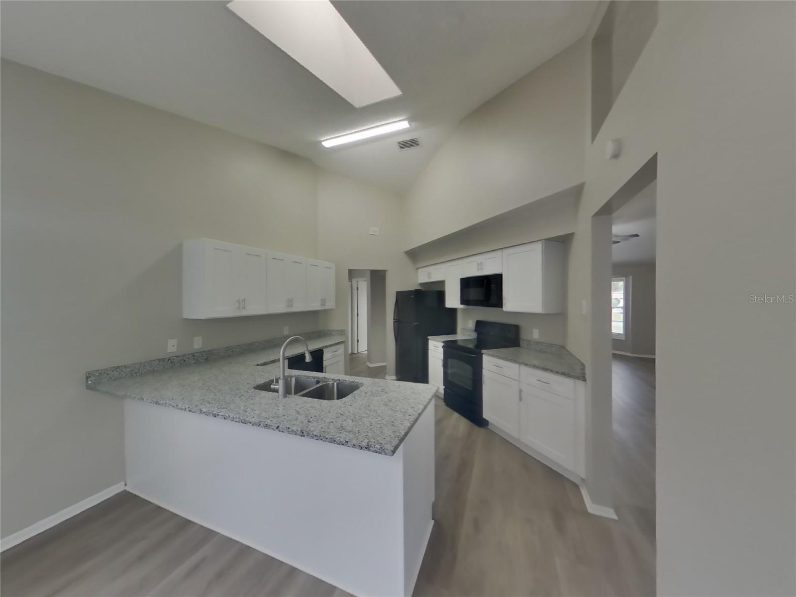 BERKELEY MANOR - Residential Lease