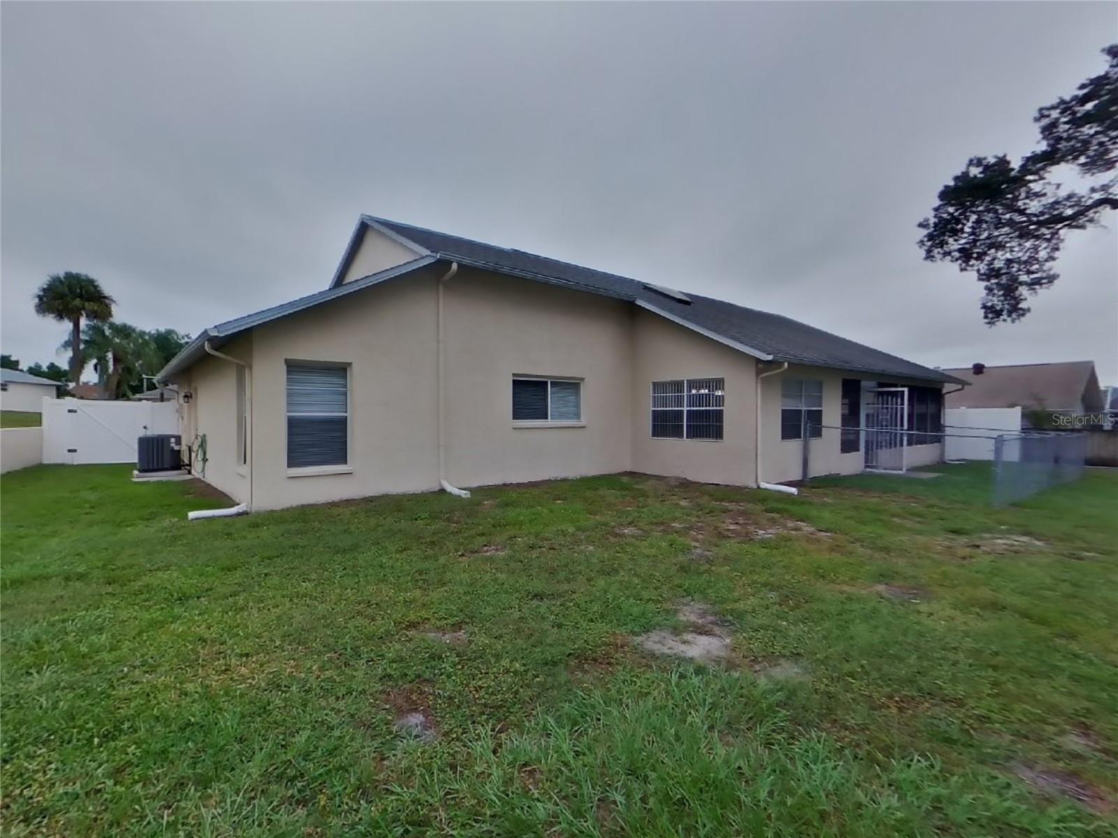 BERKELEY MANOR - Residential Lease