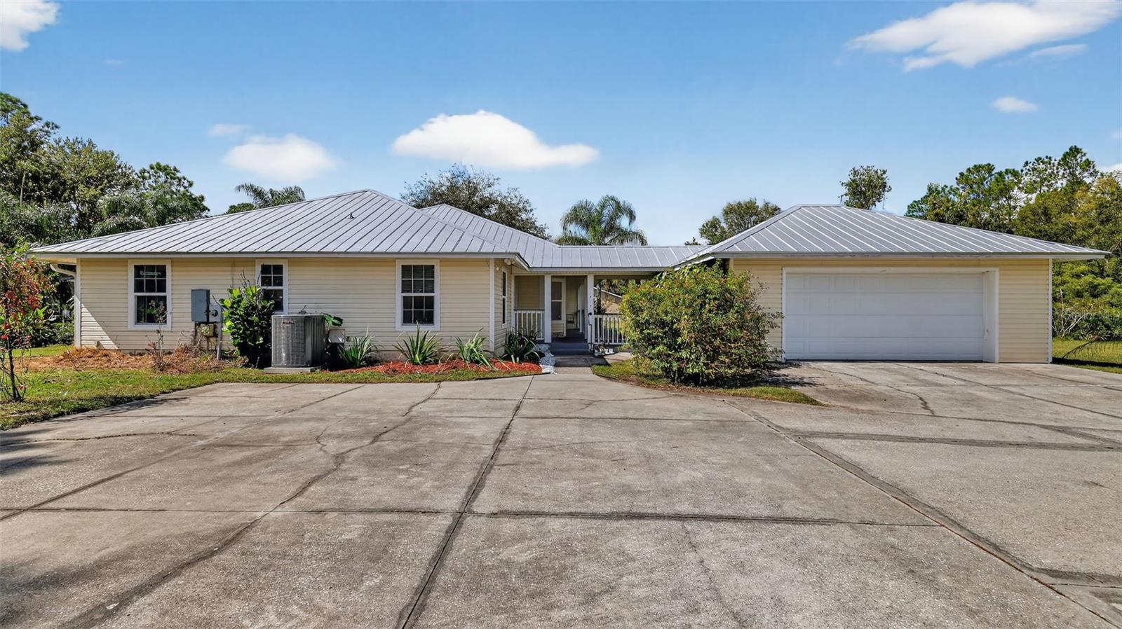 QUAIL HOLLOW PINES - Residential