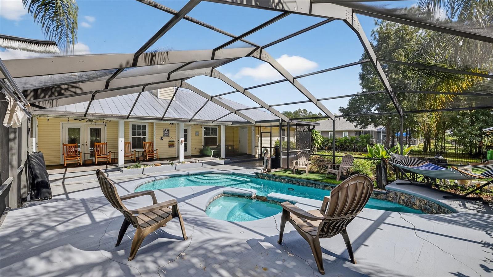 QUAIL HOLLOW PINES - Residential