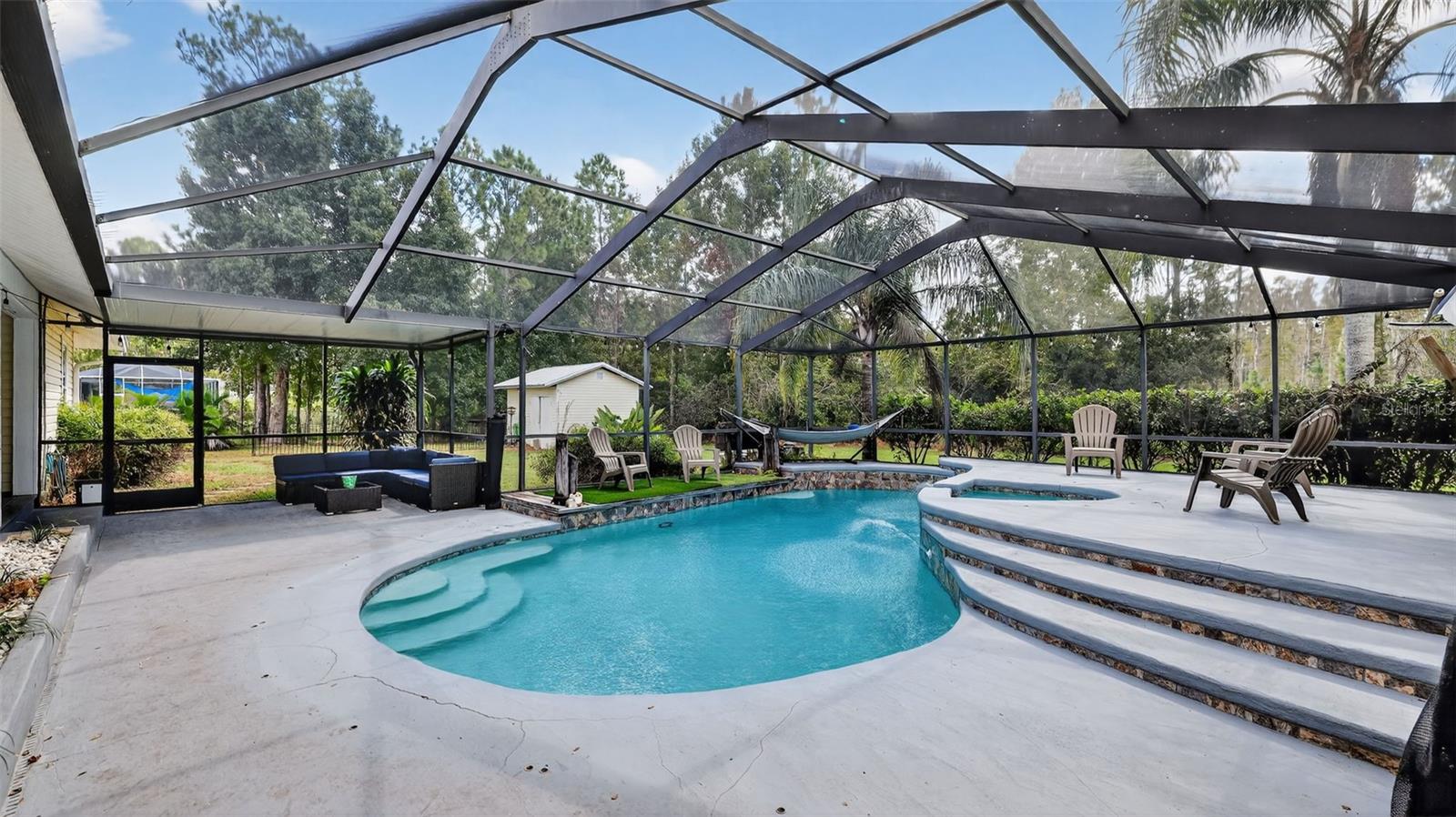 QUAIL HOLLOW PINES - Residential