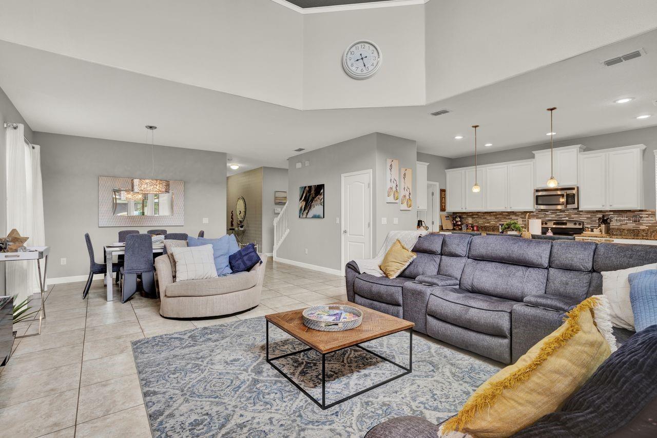 2950 BEACH PALM AVENUE