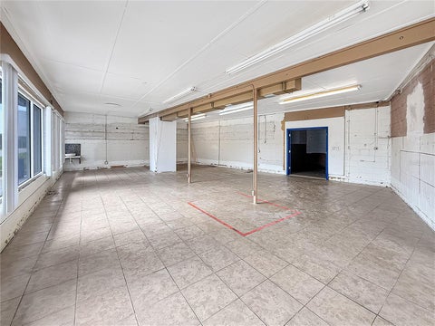 Tiny photo for 835 S Us Highway 27, Lady Lake, FL 32159 (MLS # S5155514)