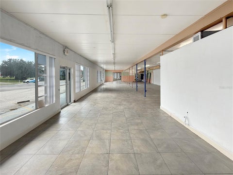 Tiny photo for 835 S Us Highway 27, Lady Lake, FL 32159 (MLS # S5155514)