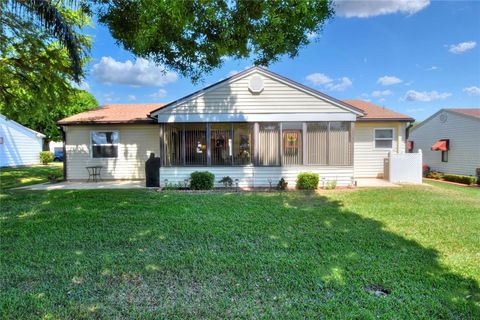 A home in LAKELAND