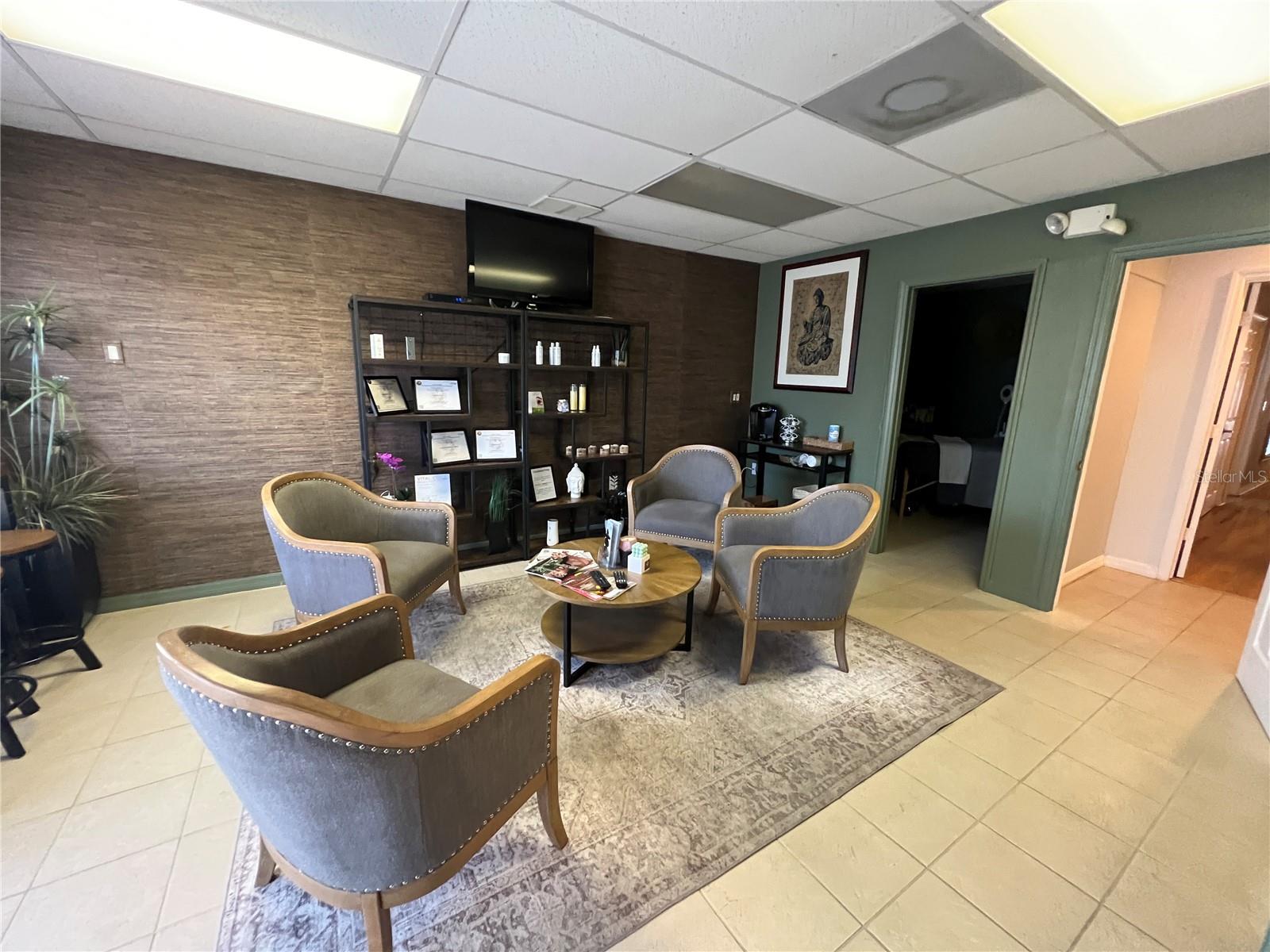 OSCAWANA - Commercial Sale